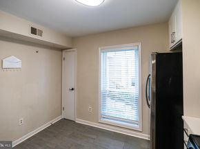 7778 Willow Point Drive 7778, Falls Church VA 22042