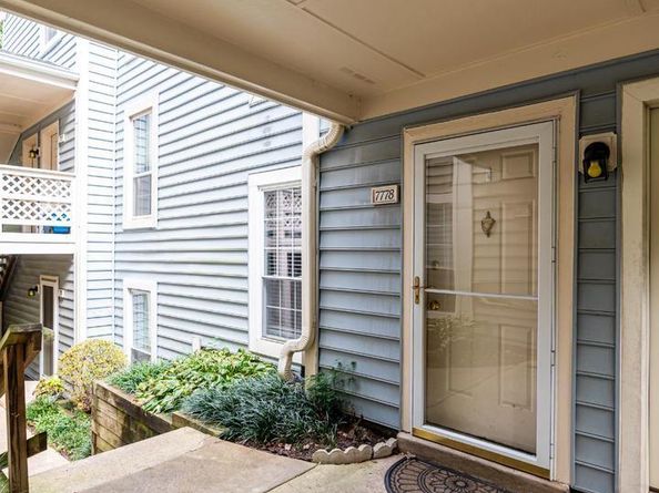 7778 Willow Point Drive 7778, Falls Church VA 22042