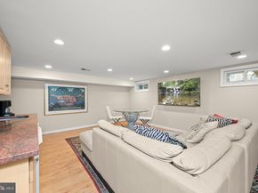 1906 37TH Street NW, Washington DC 20007