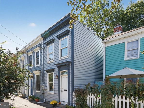 312 N Henry Street 1/2, Alexandria VA 22314
