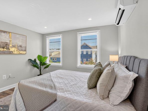 312 N Henry Street 1/2, Alexandria VA 22314