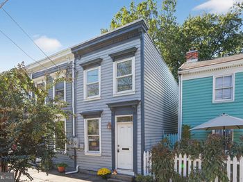 312 N Henry Street