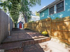 312 N Henry Street 1/2, Alexandria VA 22314