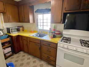 155 W Wishart Street, Philadelphia PA 19133