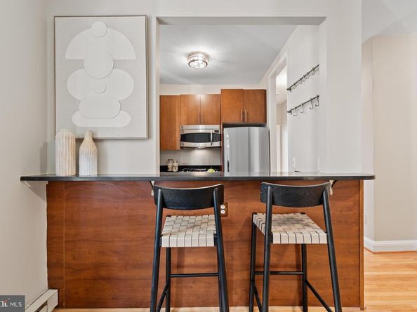 2010 Kalorama Road NW 306, Washington DC 20009