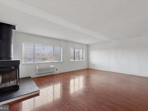 200 Lombard Street 804, Philadelphia PA 19147