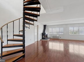 200 Lombard Street 804, Philadelphia PA 19147