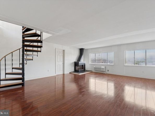 200 Lombard Street 804, Philadelphia PA 19147