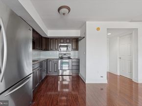 200 Lombard Street 804, Philadelphia PA 19147