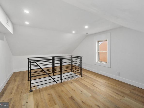 135 E Pleasant Street, Philadelphia PA 19119