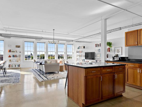 440 12TH Street NE 308, Washington DC 20002