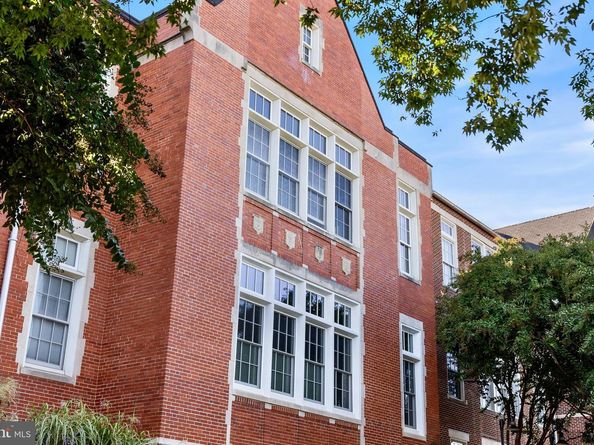 440 12TH Street NE 308, Washington DC 20002