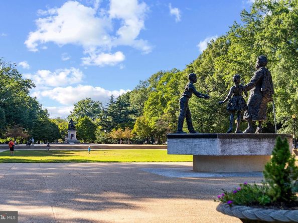 440 12TH Street NE 308, Washington DC 20002