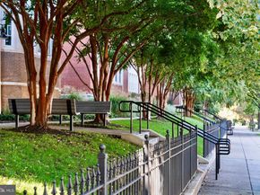 440 12TH Street NE 308, Washington DC 20002