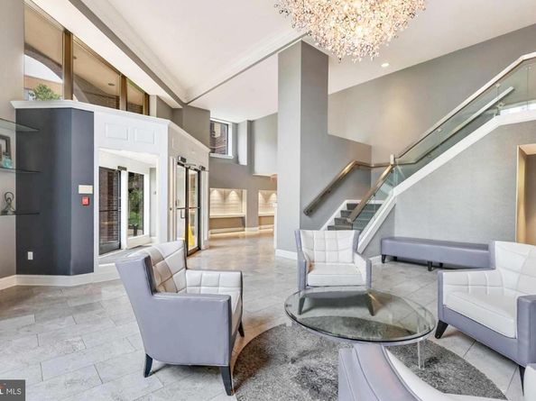 2111 Wisconsin Avenue NW 109, Washington DC 20007