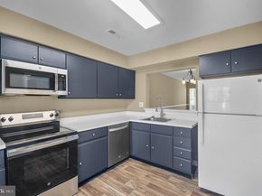 21 Van Horn Place, Holland PA 18966