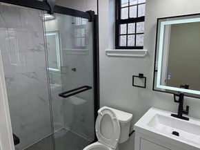 819 Jackson Street, Philadelphia PA 19148