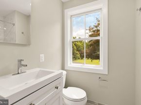 10700 Alloway Drive, Potomac MD 20854