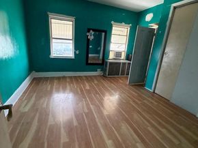 2005 S 9TH Street, Philadelphia PA 19148