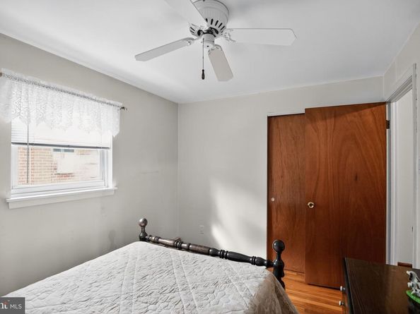 7330 Valley Avenue, Philadelphia PA 19128