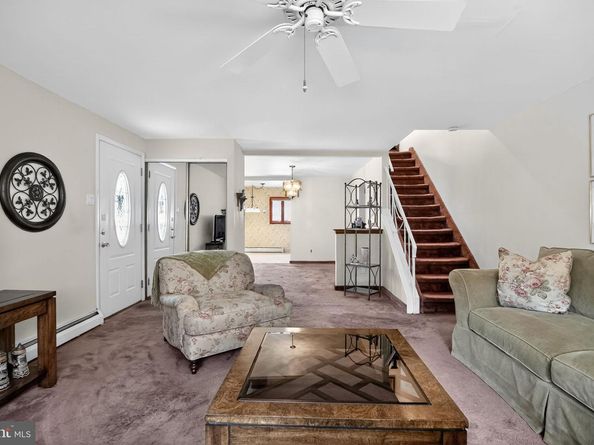 7330 Valley Avenue, Philadelphia PA 19128