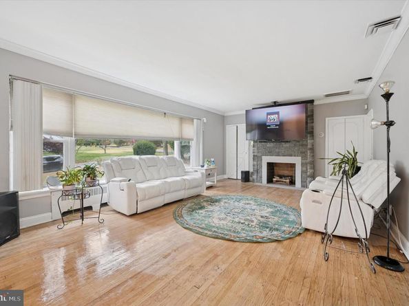 7500 Manchester Road, Elkins Park PA 19027