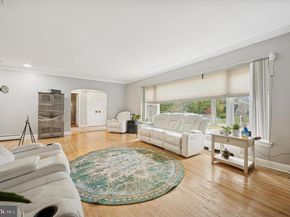 7500 Manchester Road, Elkins Park PA 19027