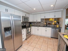 1307 Steamboat Station, Southampton PA 18966