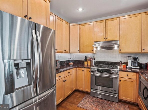 1811 14TH Street N C104, Arlington VA 22209