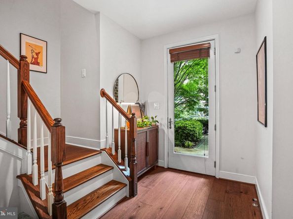 1811 14TH Street N C104, Arlington VA 22209