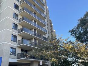 203 Yoakum Parkway 1807, Alexandria VA 22304