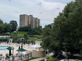 203 Yoakum Parkway 1807, Alexandria VA 22304