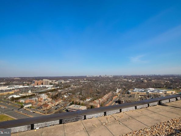 3701 S George Mason Drive 2317N, Falls Church VA 22041