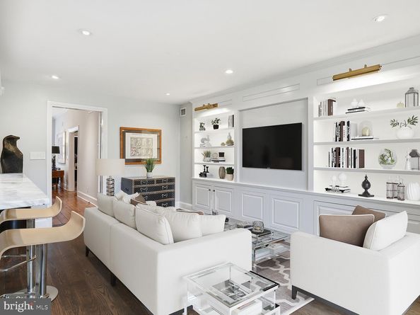 3011 Dumbarton Street NW, Washington DC 20007