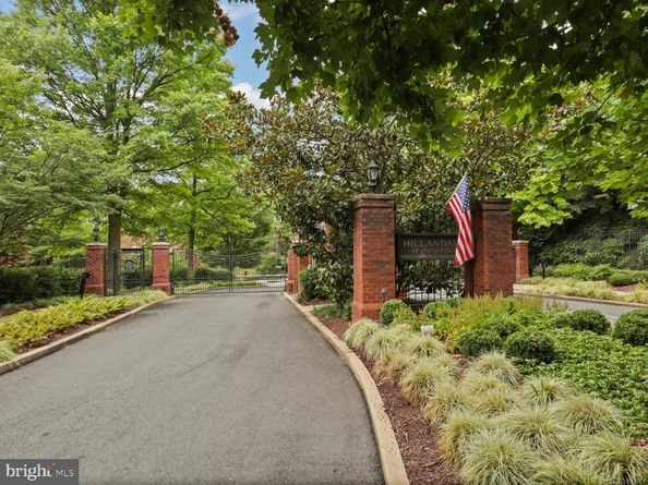 3011 Dumbarton Street NW, Washington DC 20007