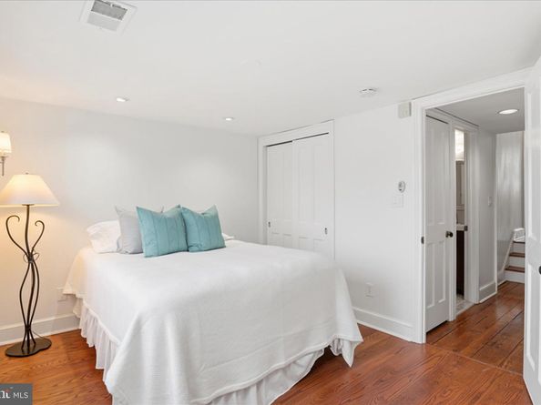 3011 Dumbarton Street NW, Washington DC 20007