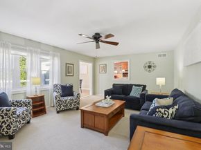 1 Daisy Lane, Ambler PA 19002