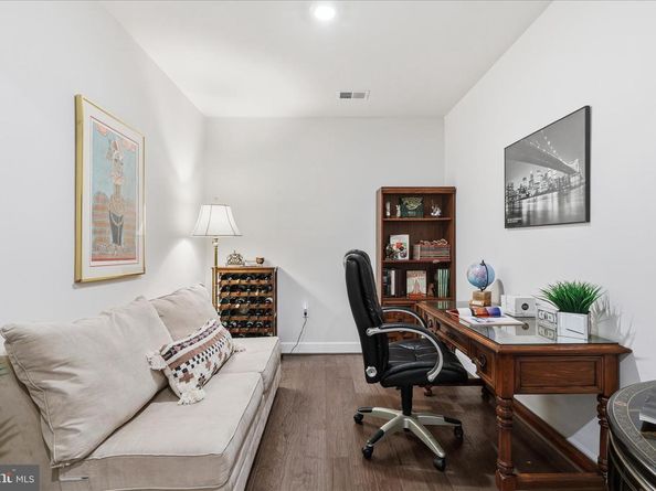 2960 Vaden Drive 413, Fairfax VA 22031