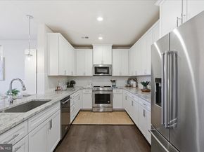 2960 Vaden Drive 413, Fairfax VA 22031