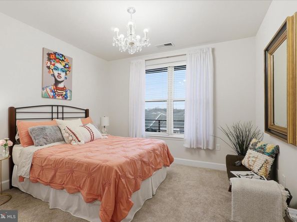 2960 Vaden Drive 413, Fairfax VA 22031