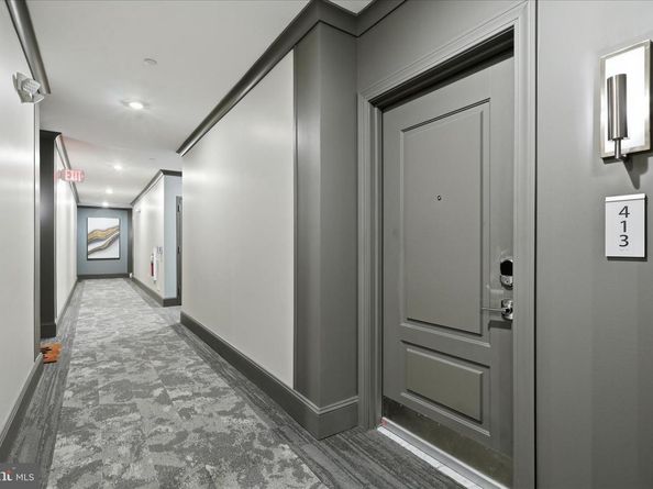 2960 Vaden Drive 413, Fairfax VA 22031