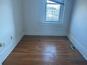 656 6TH Street NE, Washington DC 20002