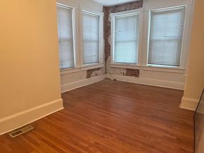 656 6TH Street NE, Washington DC 20002