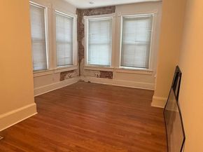 656 6TH Street NE, Washington DC 20002