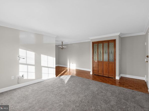 800 South Avenue B4, Secane PA 19018