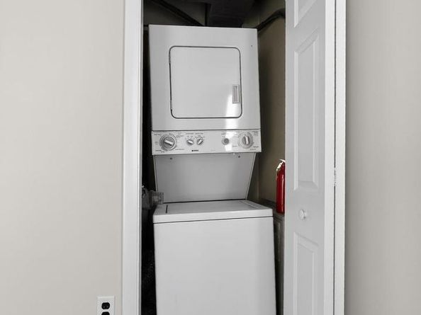 800 South Avenue B4, Secane PA 19018