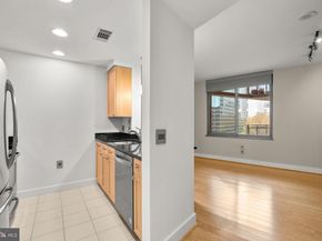 2001 15TH Street N 813, Arlington VA 22201