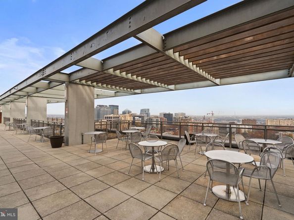 2001 15TH Street N 813, Arlington VA 22201