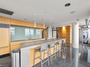 2001 15TH Street N 813, Arlington VA 22201