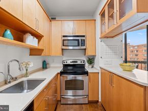 955 26TH Street NW 707, Washington DC 20037